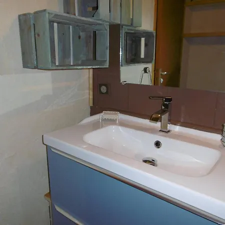 2 Pieces A - Balcon, Vue Sur Pistes, Acces Skis Aux Pieds, 5 Pers. - Fr-1-356-181 Appartement *