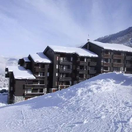 2 Pieces A - Balcon, Vue Sur Pistes, Acces Skis Aux Pieds, 5 Pers. - Fr-1-356-181 *